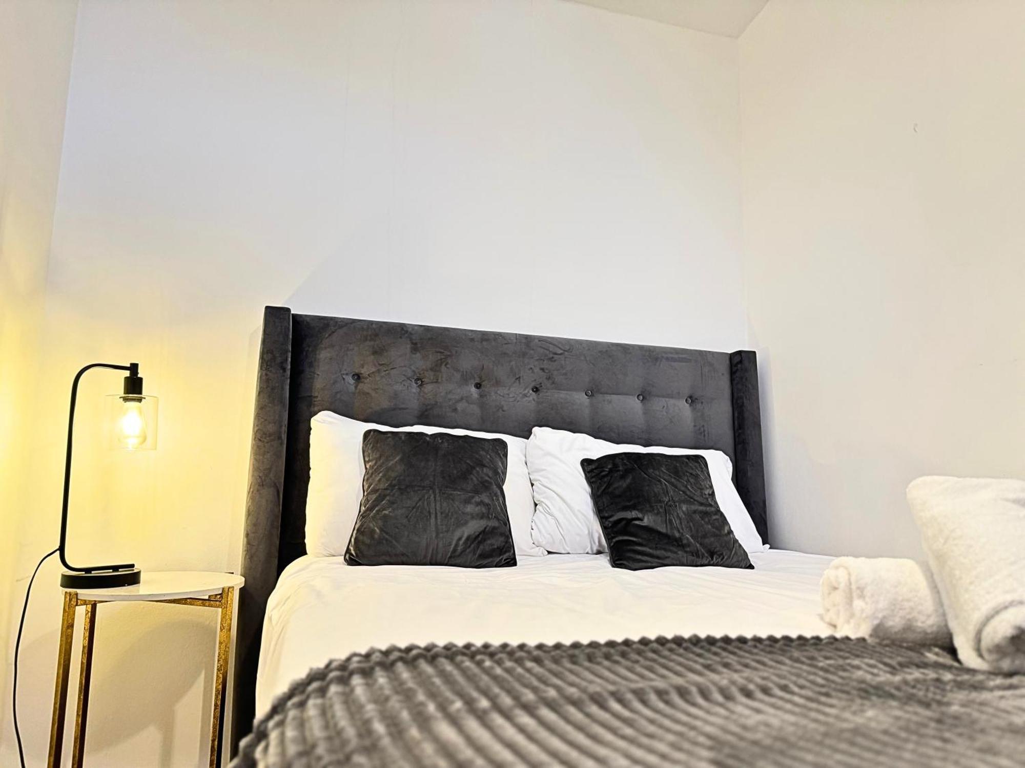 The Heart Of Kensington Mews - 3 Bedrooms House-Private Entrance-Hyde Park Walk Away-Green Park 9 Minutes Underground- The Best Of London With Glamour Of Kensington מראה חיצוני תמונה