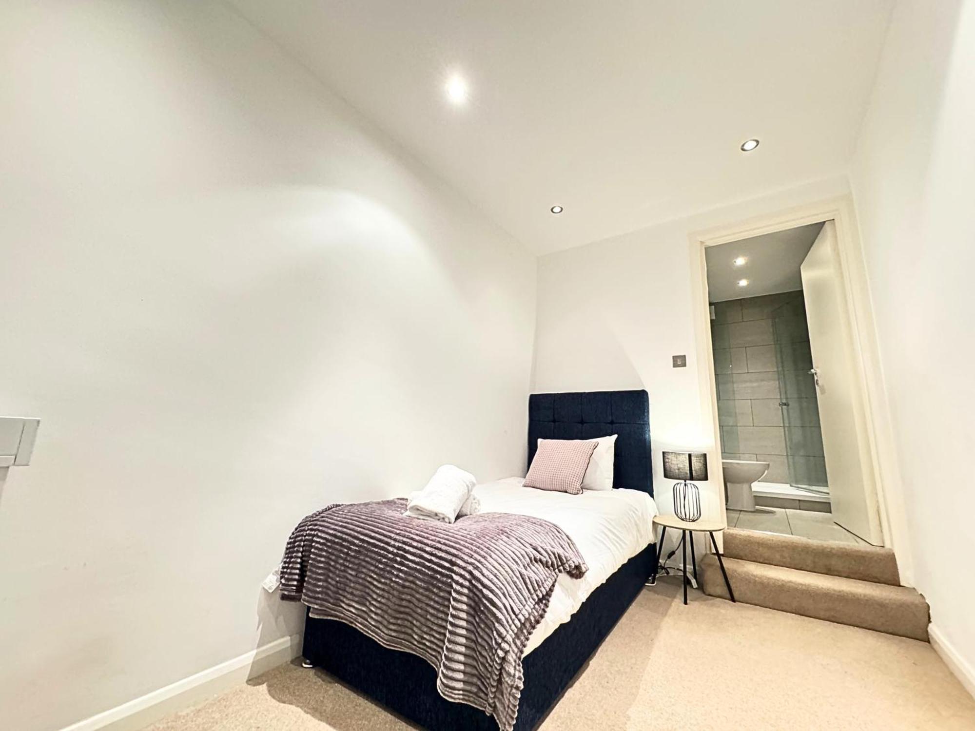 The Heart Of Kensington Mews - 3 Bedrooms House-Private Entrance-Hyde Park Walk Away-Green Park 9 Minutes Underground- The Best Of London With Glamour Of Kensington מראה חיצוני תמונה