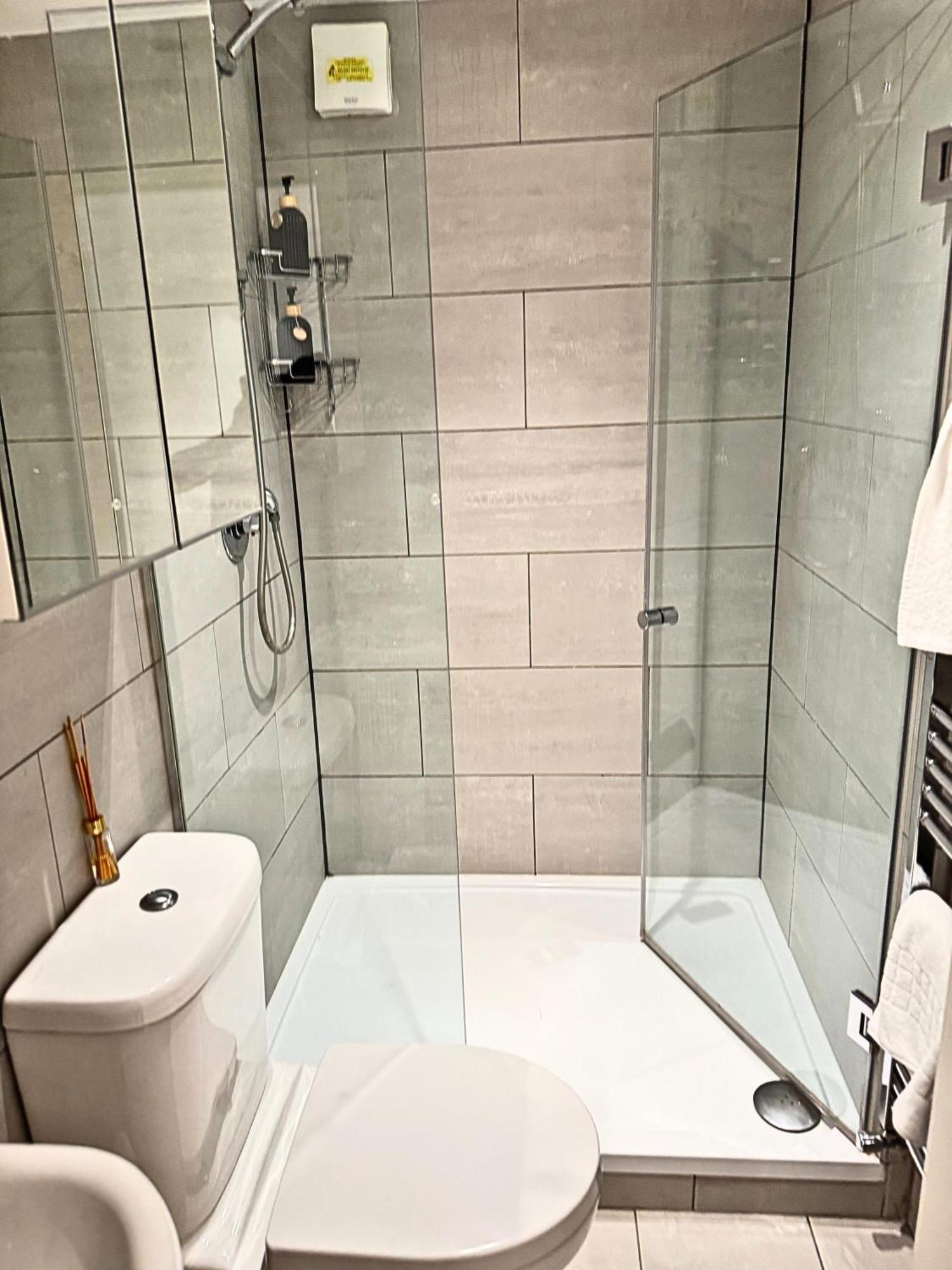 The Heart Of Kensington Mews - 3 Bedrooms House-Private Entrance-Hyde Park Walk Away-Green Park 9 Minutes Underground- The Best Of London With Glamour Of Kensington מראה חיצוני תמונה