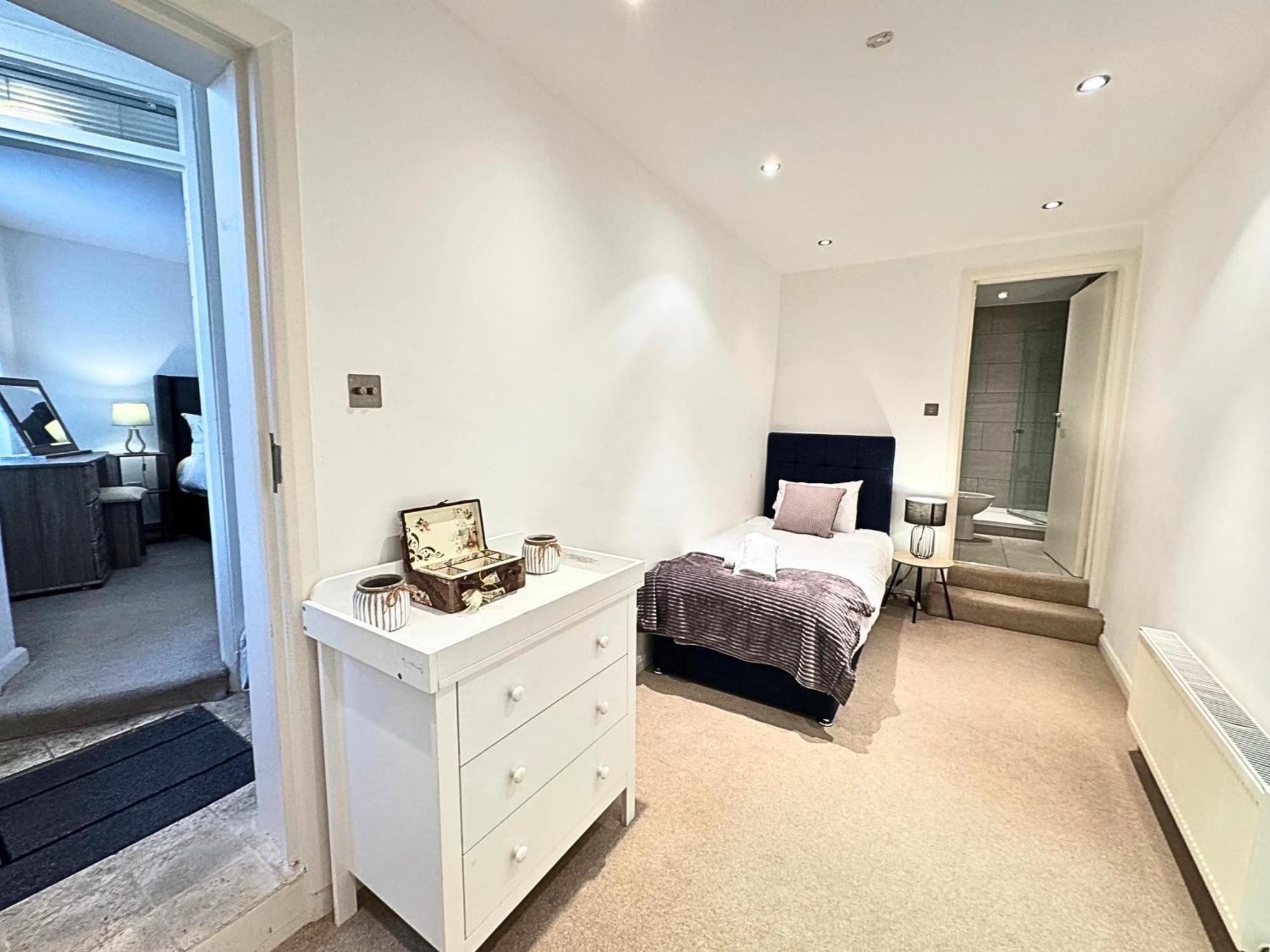 The Heart Of Kensington Mews - 3 Bedrooms House-Private Entrance-Hyde Park Walk Away-Green Park 9 Minutes Underground- The Best Of London With Glamour Of Kensington מראה חיצוני תמונה