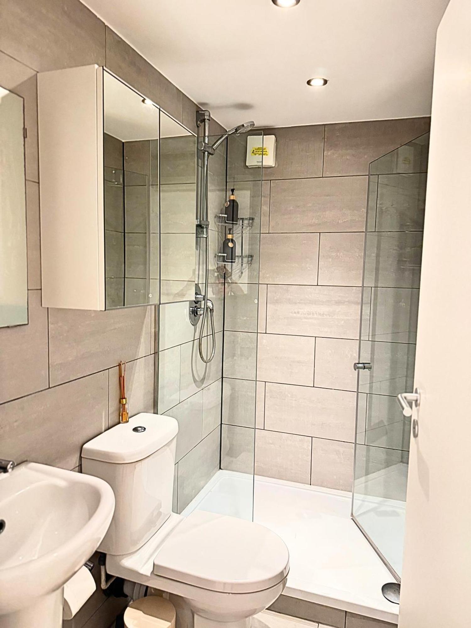 The Heart Of Kensington Mews - 3 Bedrooms House-Private Entrance-Hyde Park Walk Away-Green Park 9 Minutes Underground- The Best Of London With Glamour Of Kensington מראה חיצוני תמונה
