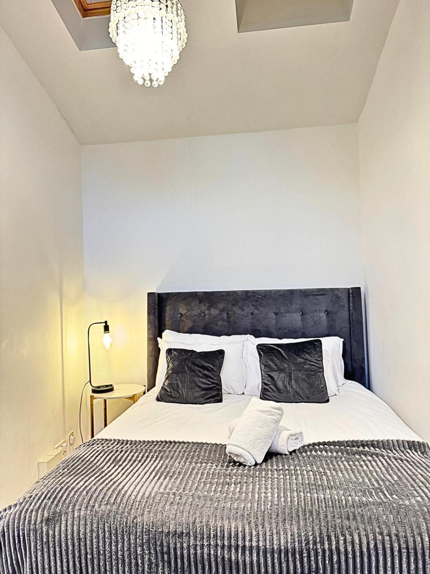 The Heart Of Kensington Mews - 3 Bedrooms House-Private Entrance-Hyde Park Walk Away-Green Park 9 Minutes Underground- The Best Of London With Glamour Of Kensington מראה חיצוני תמונה
