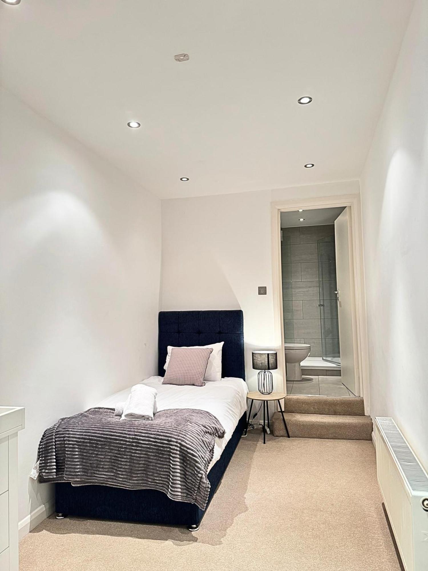 The Heart Of Kensington Mews - 3 Bedrooms House-Private Entrance-Hyde Park Walk Away-Green Park 9 Minutes Underground- The Best Of London With Glamour Of Kensington מראה חיצוני תמונה